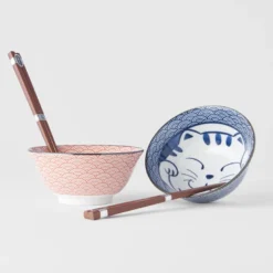 Japansk Keramik Sæt 2 Skåle Med Spisepinde 15cm Rød/Blå Maneki Neko