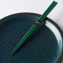 Japansk Spisepinde Sæt 23cm Nålegrøn Lak